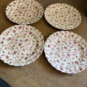 Lot 4 Copeland Spode Rosebud Chintz dinner plates